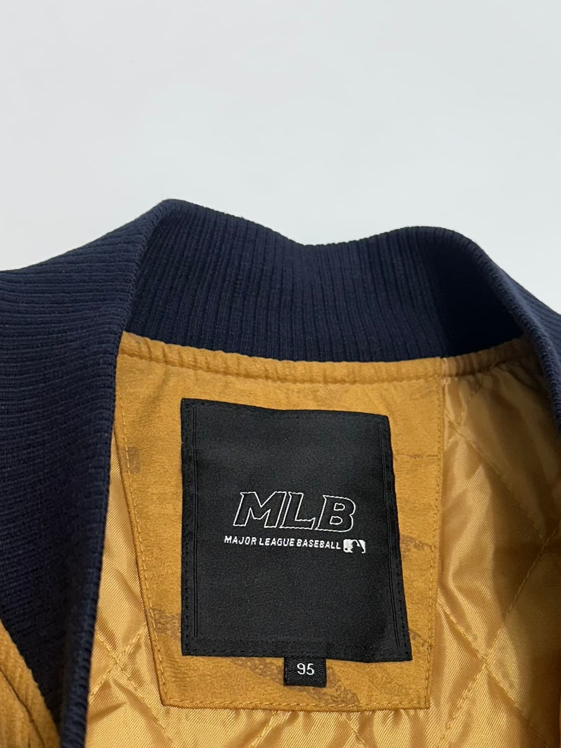 MLB 오클랜드 스웨이드 누빔 조끼 야구 자켓 상품이미지8