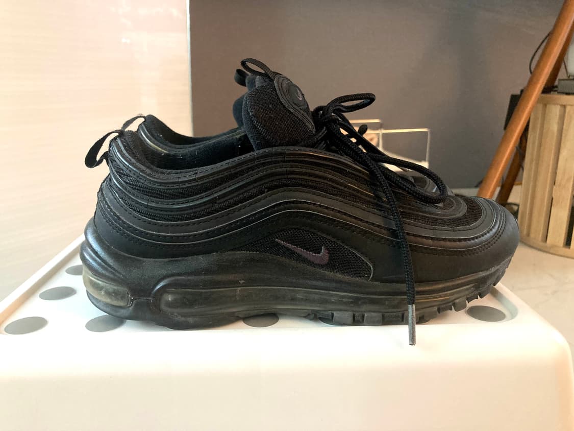 나이키 에어맥스97 트리플 블랙 다크 그레이 240-245 상품이미지3
