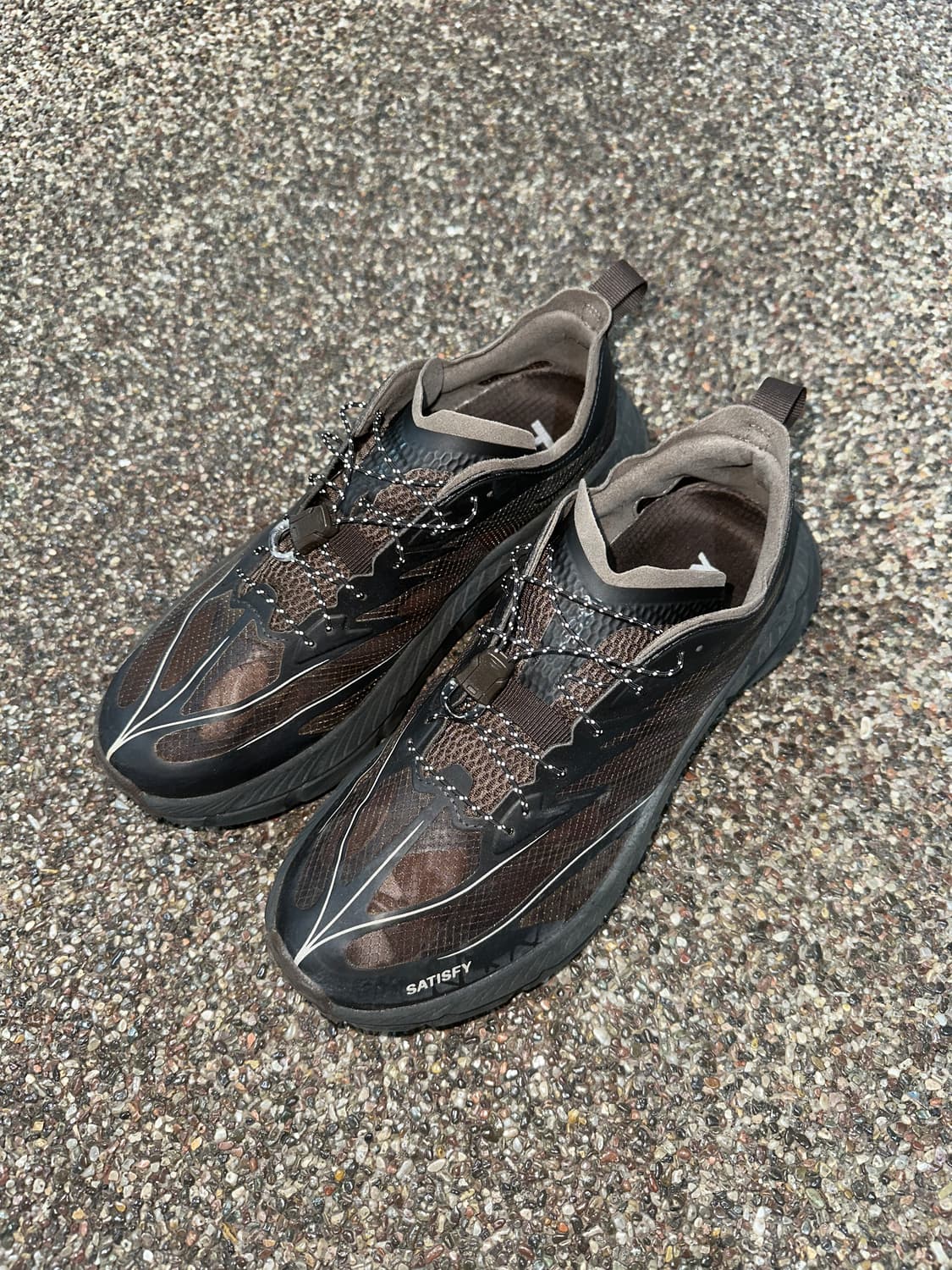 Satisfy x Hoka 상품이미지1