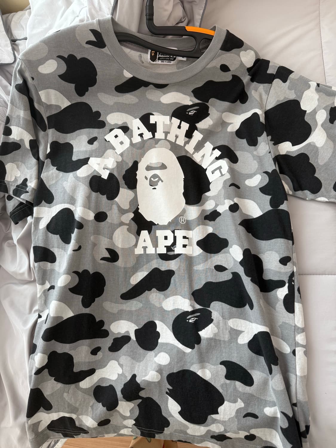 베이프 반팔티 크림재고x 희귀매물 상품이미지2