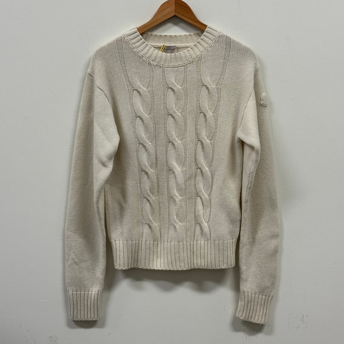 (정품매칭)몽클레어 여성 케이블 니트 캐시미어 스웨터 아이보리S 상품이미지1