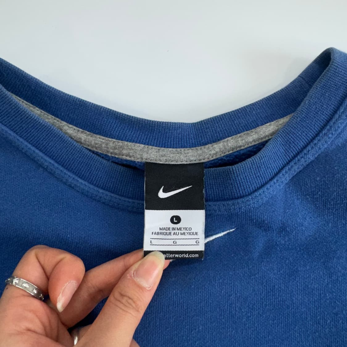 Nike 나이키 화이스 스우시 블루 맨투맨 상품이미지5