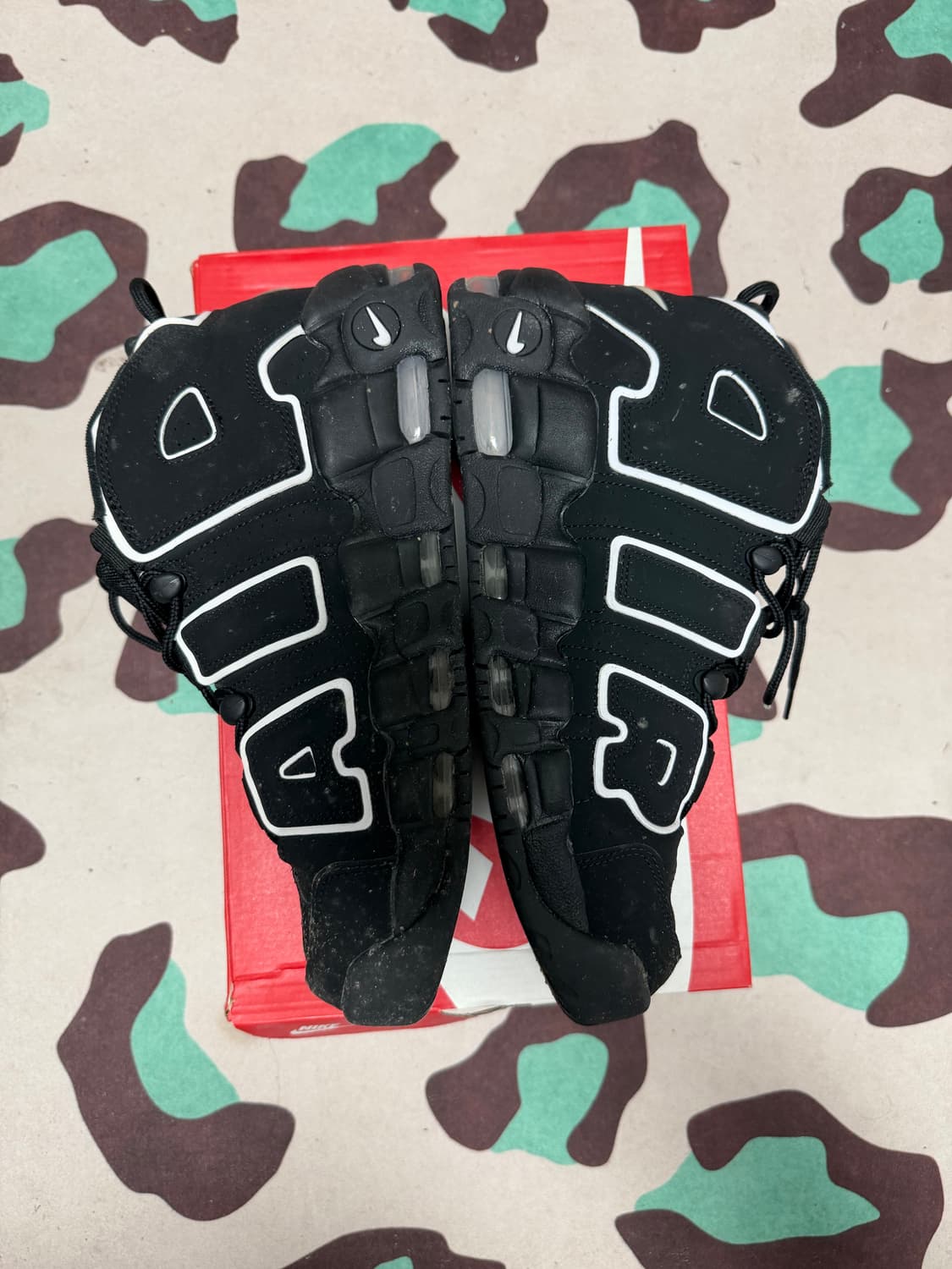 나이키 업템포 상품이미지3