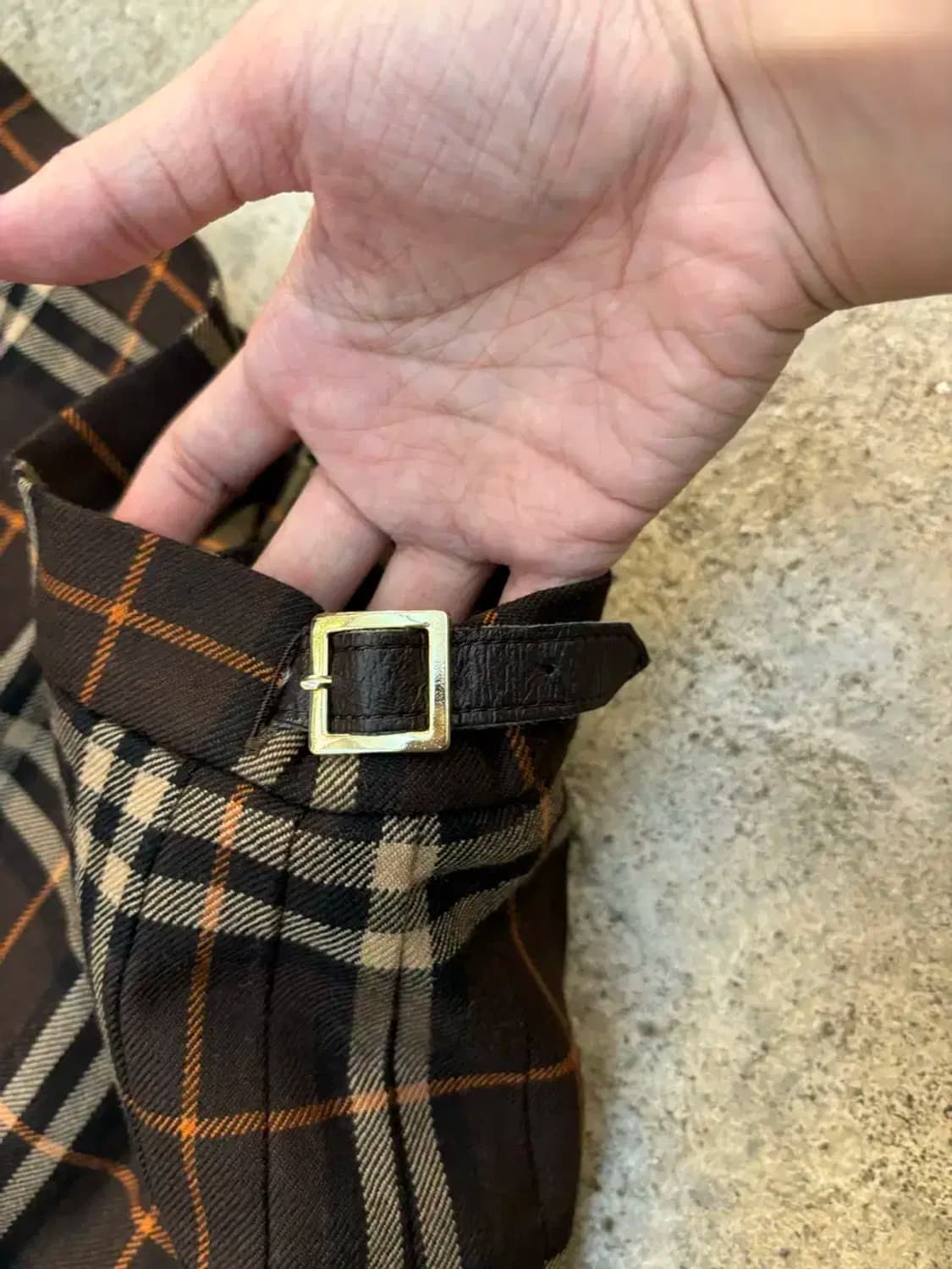 버버리런던 브라운체크 플리츠 투웨이 랩스커트 2way 상품이미지5