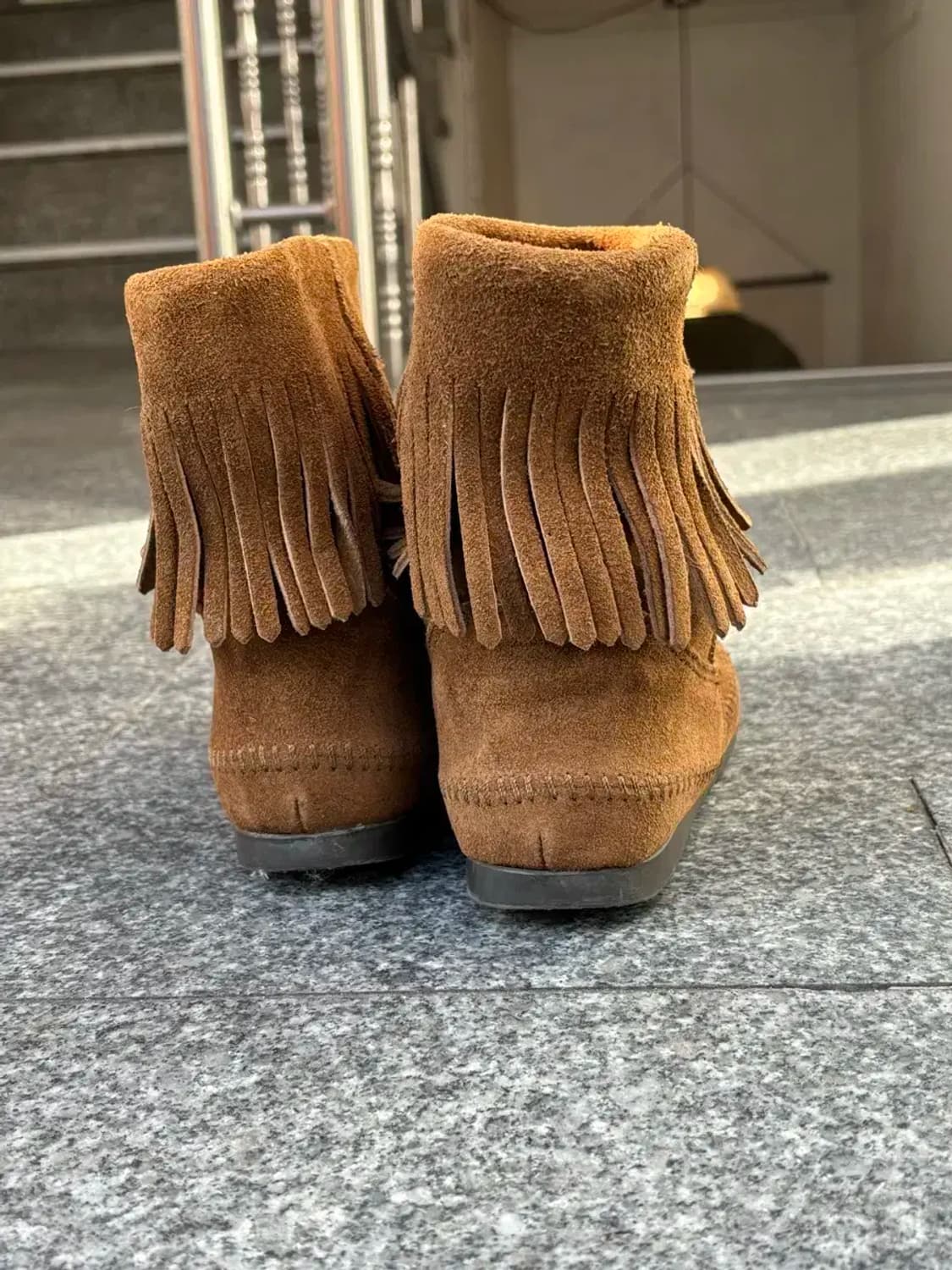 미네통카 스웨이드 프린지 부츠 카멜 7사이즈 상품이미지3