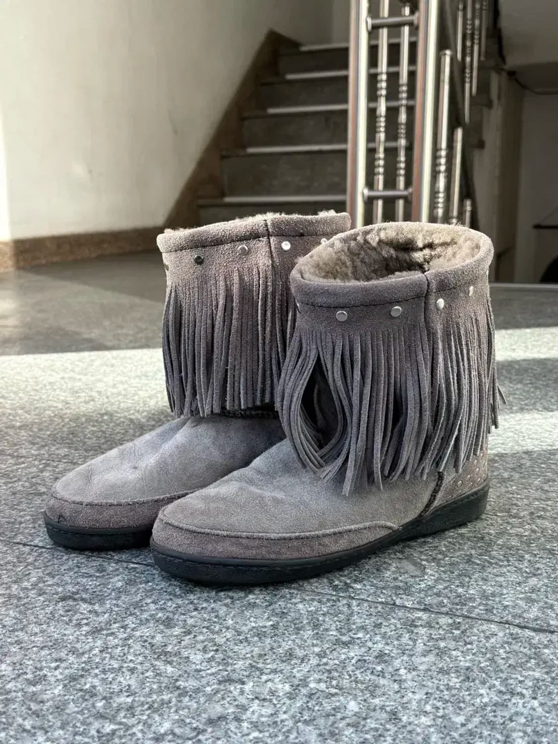 미네통카 스웨이드 프린지 부츠(안감 퍼) 상품이미지2