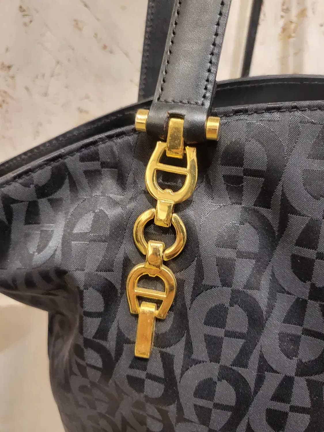 아이그너 버킷 숄더백 상품이미지3