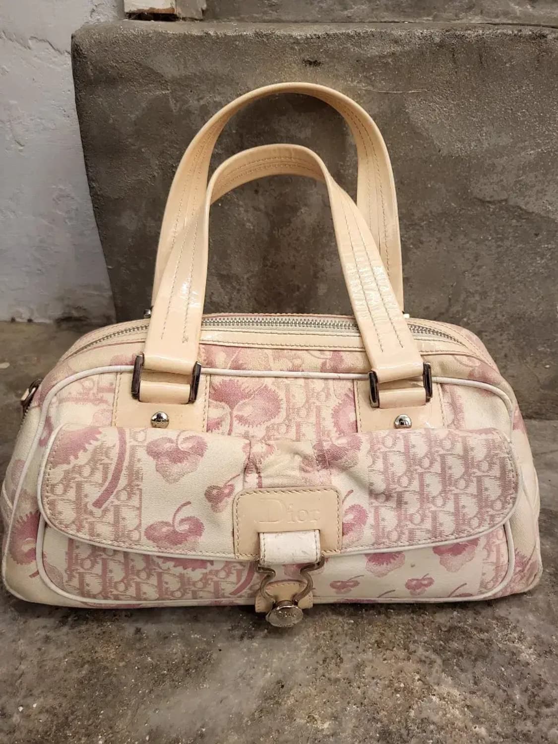 디올 핑크 트로터 핸드백 상품이미지1