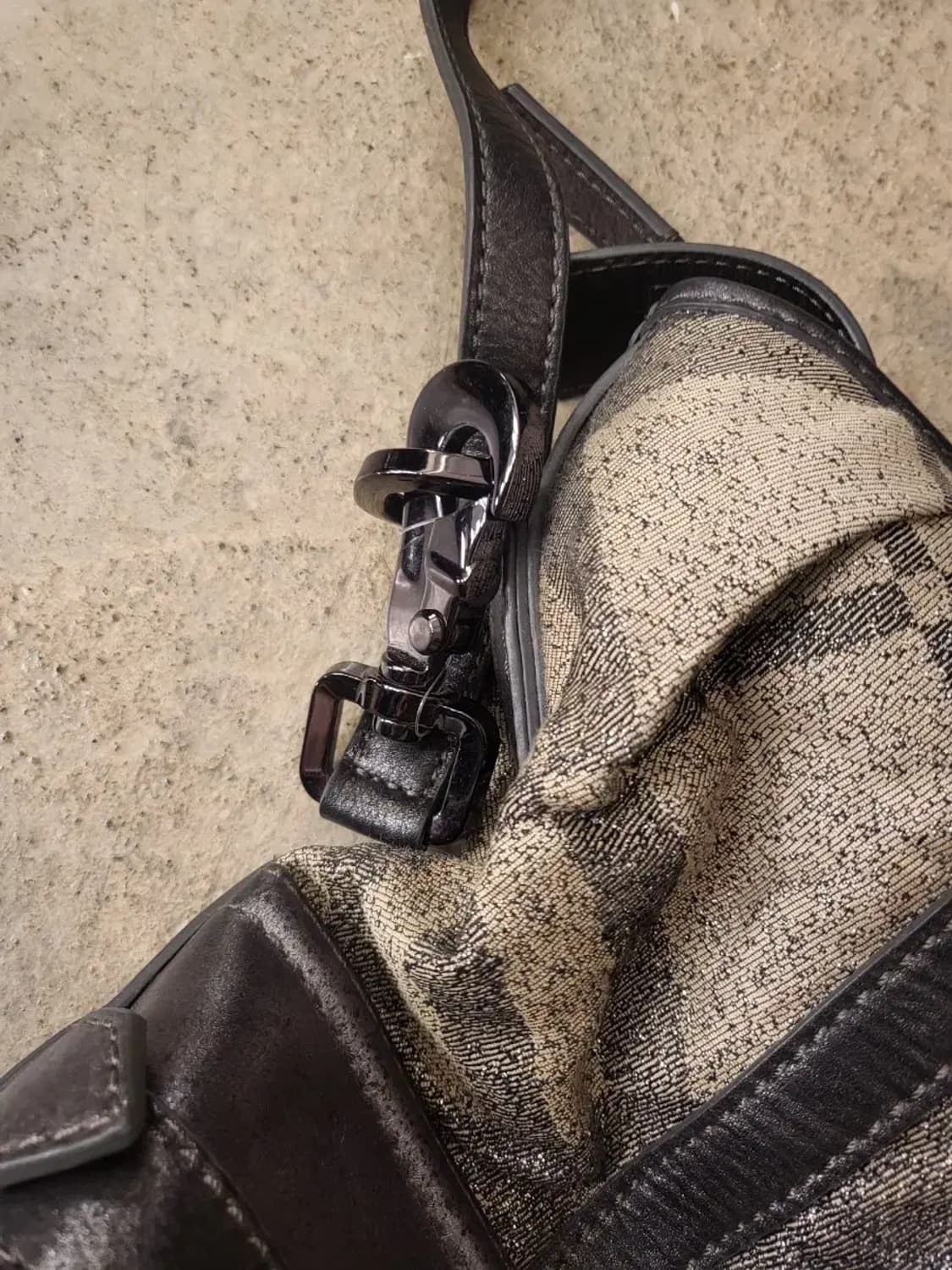 버버리 체크 투웨이 숄더백 상품이미지3