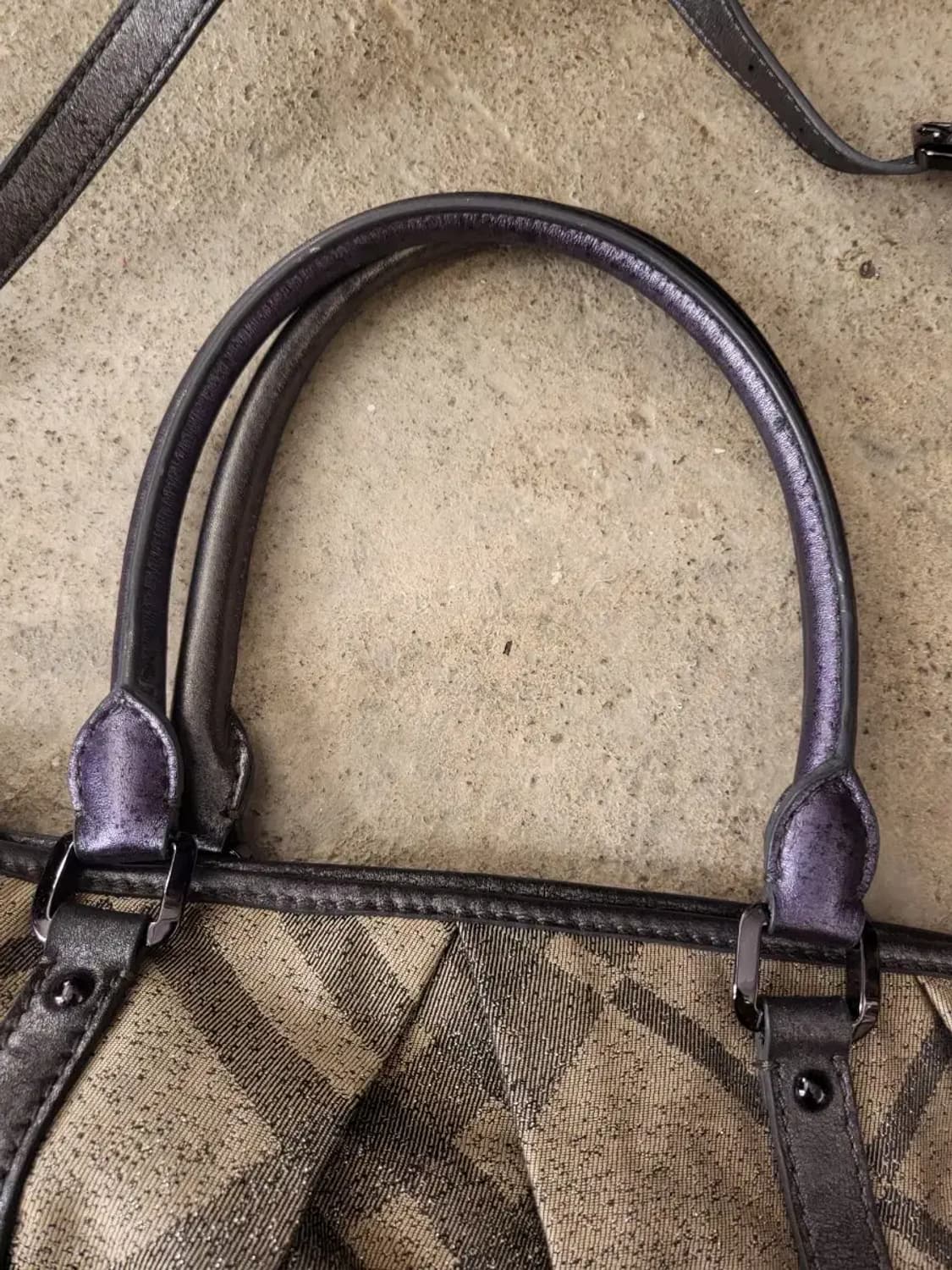 버버리 체크 투웨이 숄더백 상품이미지4