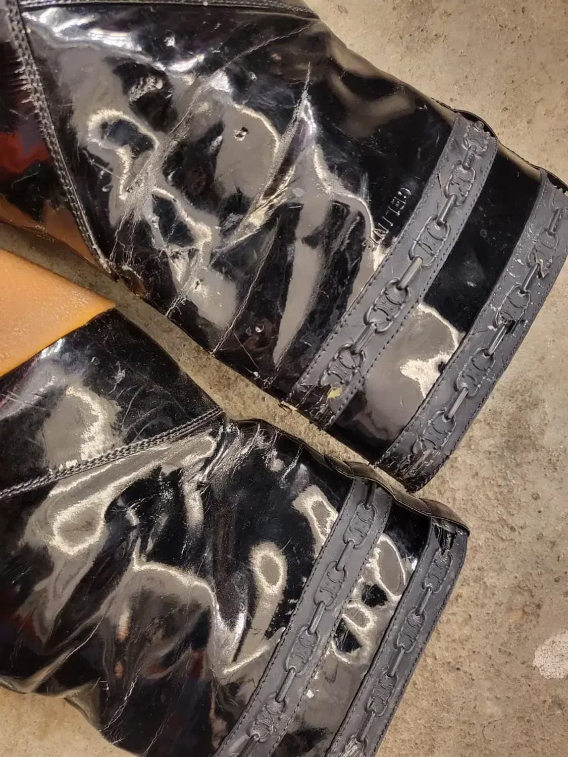 셀린느 페이턴트 레더 부츠 사이즈38 상품이미지5