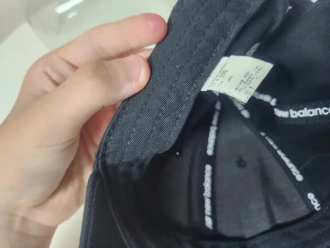 모자)뉴발란스 화이트 자수로고 블랙 모자 상품이미지6