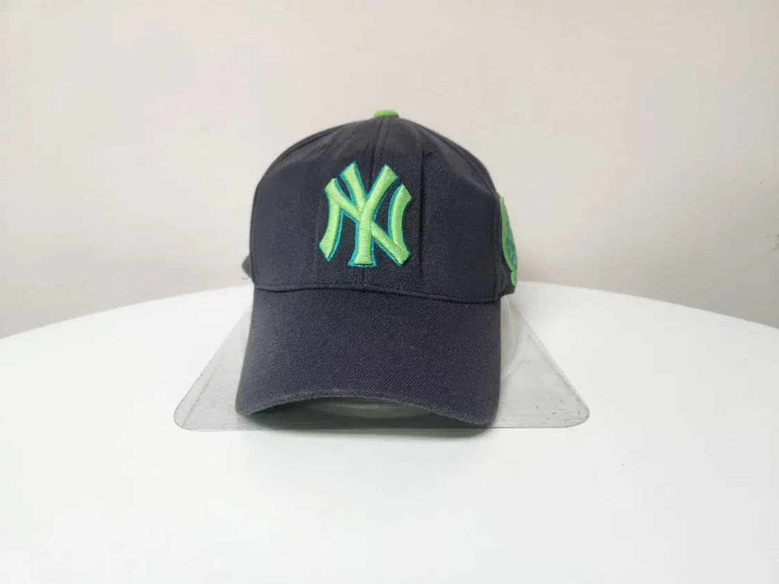 모자)MLB 엠엘비 뉴욕양키즈 형광자수 모자 M-XL 상품이미지2
