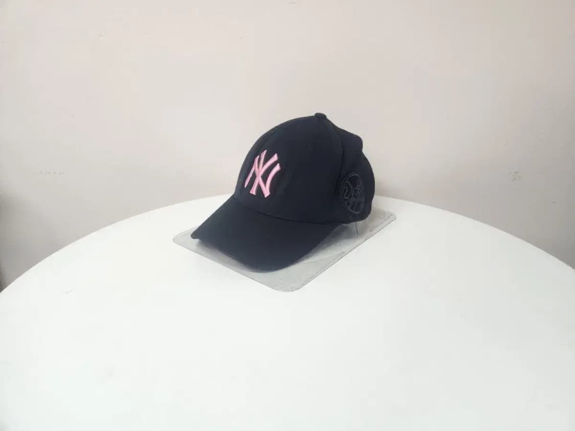 모자)MLB 엠엘비 뉴욕양키즈 핑크 자수 뒷밴딩 모자 XS-S 상품이미지2