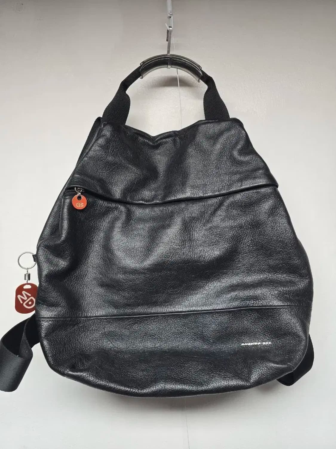 가방)만다리나덕 멜로우 레더 백팩 상품이미지1