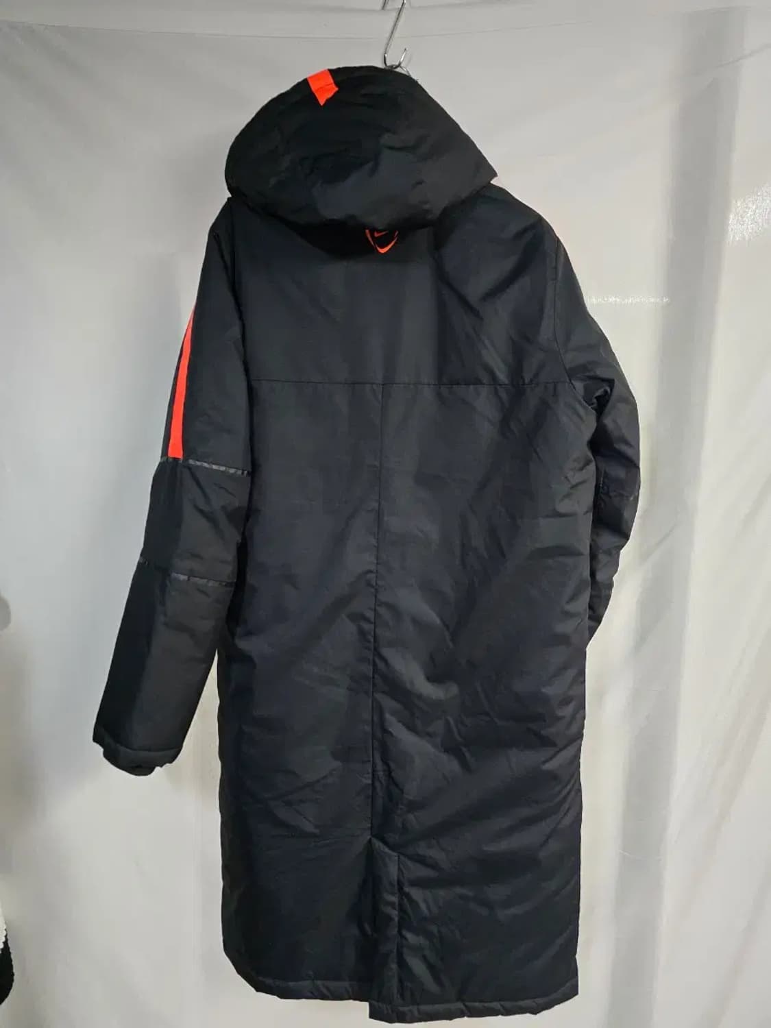 나이키 스톰핏 스쿼드 벤치 롱패딩 L,실측60-112 상품이미지4