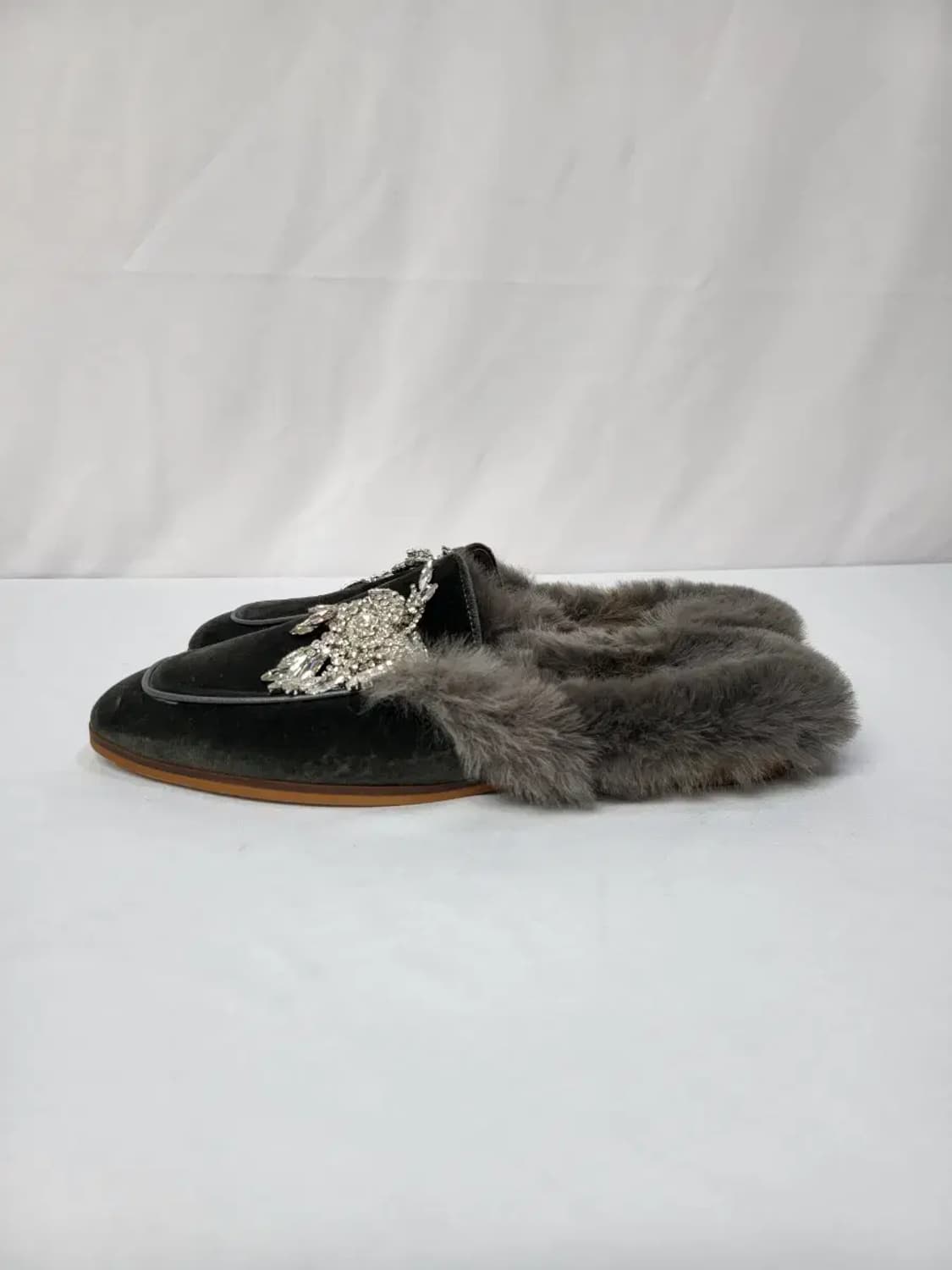 신발)르타론 그리즈 비즈장식 퍼 슬리퍼240-250 상품이미지2