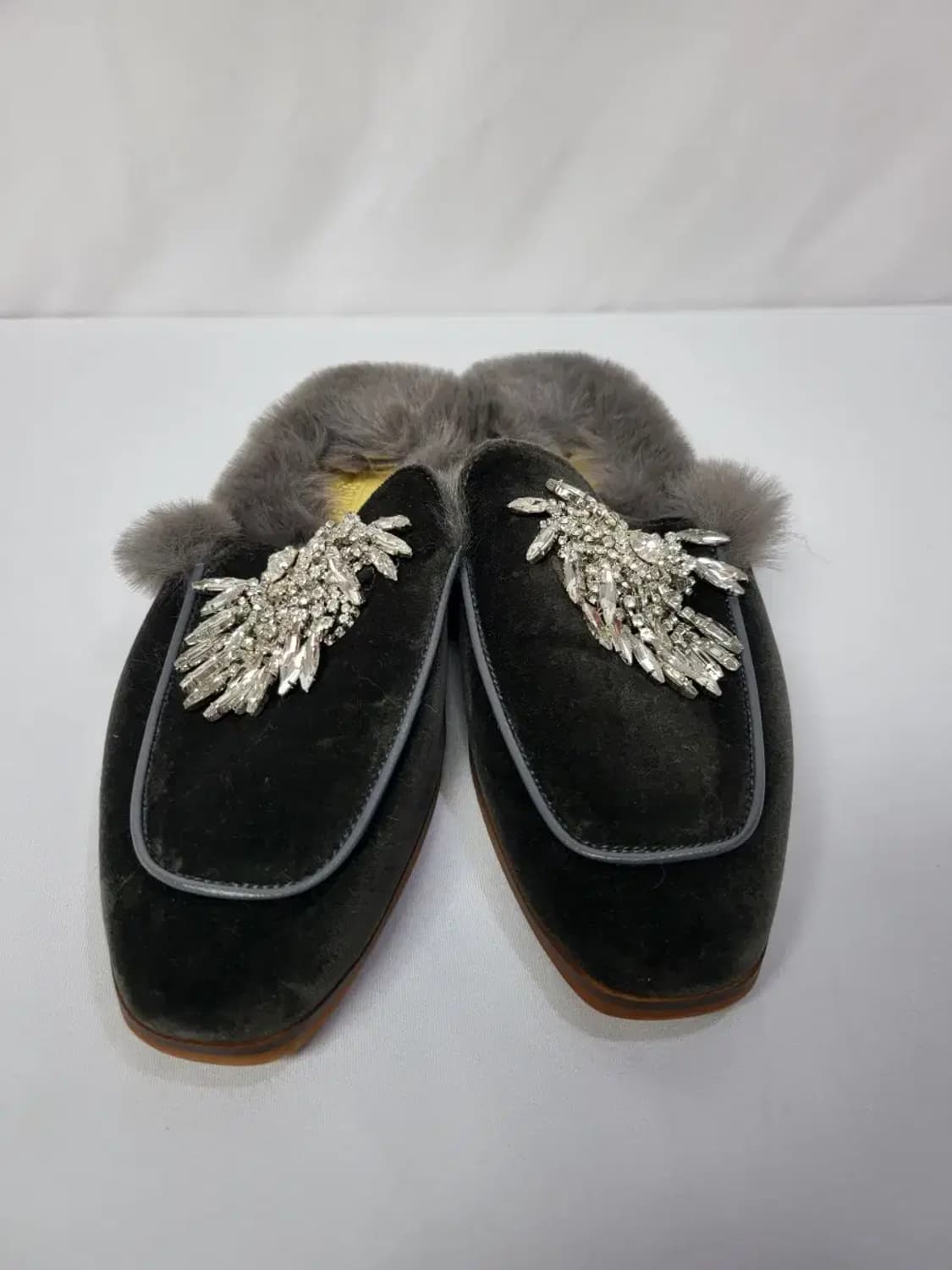 신발)르타론 그리즈 비즈장식 퍼 슬리퍼240-250 상품이미지4