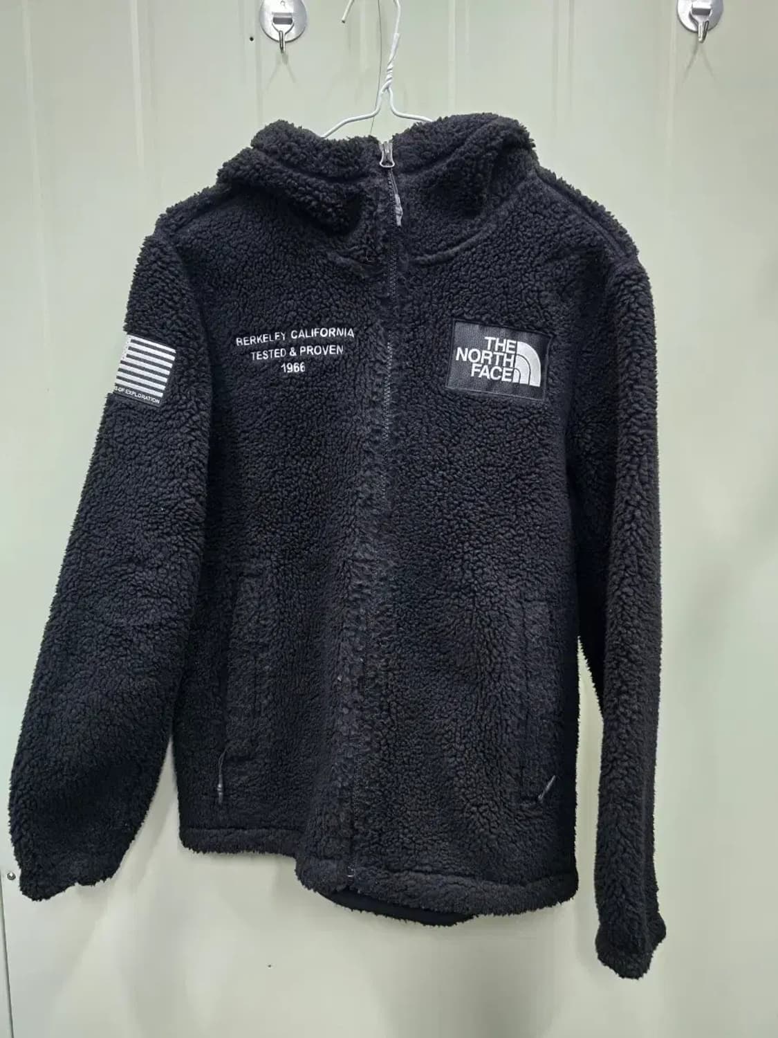 노스페이스 후리스 후드 블랙 85 상품이미지1