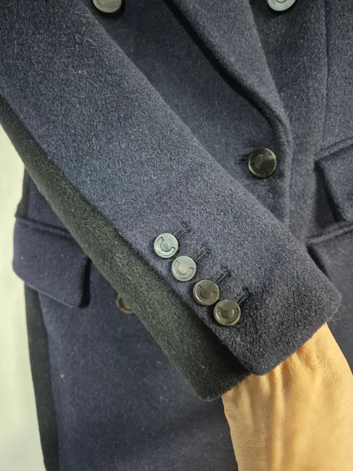 LUCKY CULOTTES 더블 버튼 코트 네이비 36사이즈 상품이미지4