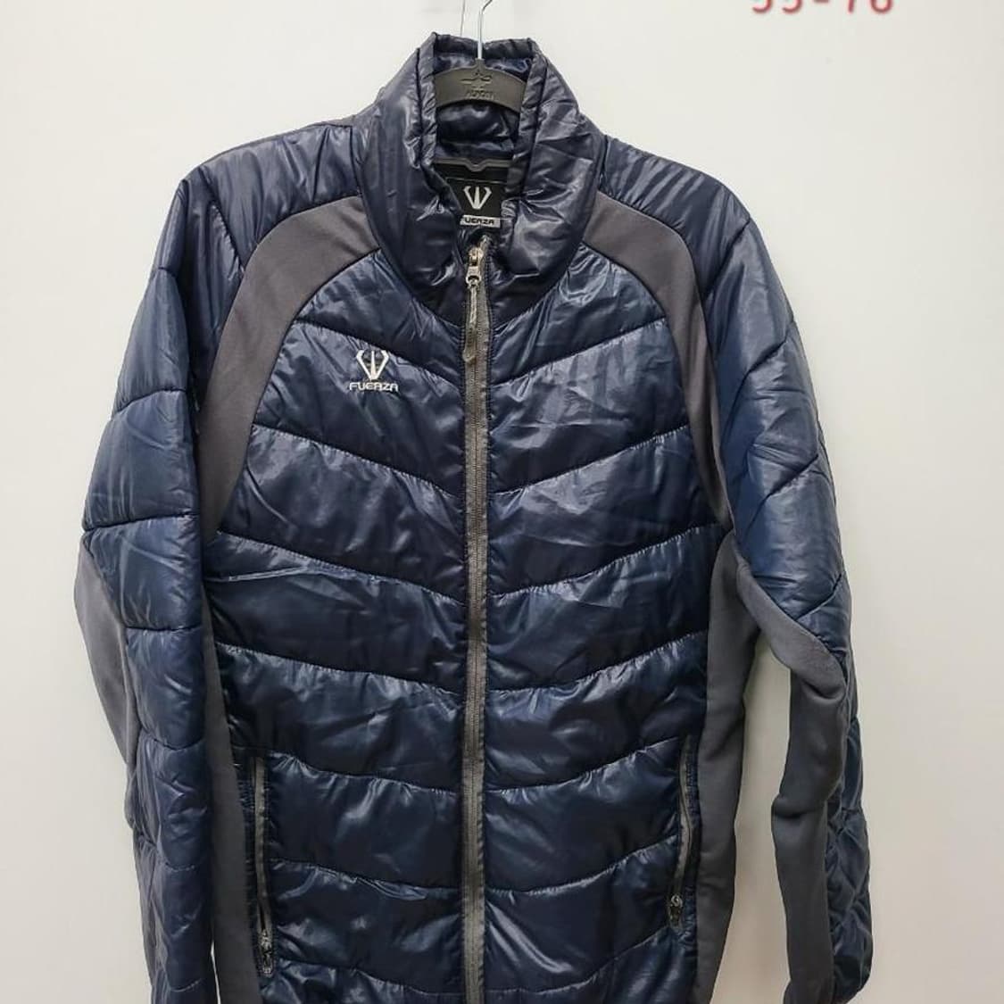 훼르자 XL 105 경량점퍼, 실측가슴단면55총장76 상품이미지1