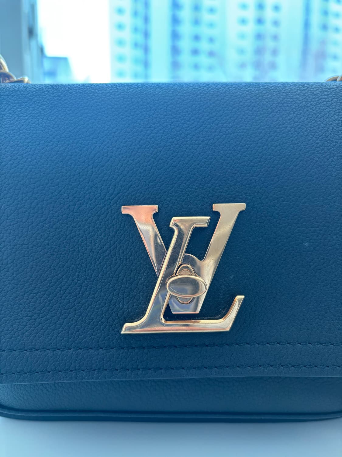 루이비통 락미체인 pm블랙 상품이미지2