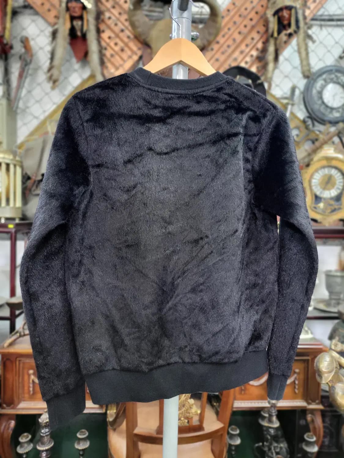 [화이트블랙] 블랙 스웻 맨투맨 티셔츠 상품이미지4