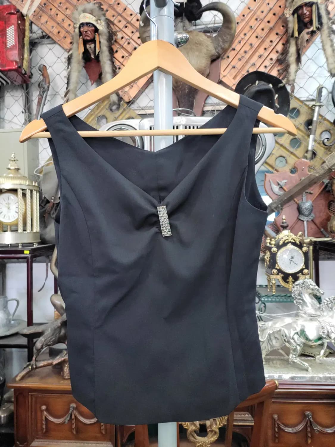 [베스티벨리] 블랙 민소매 블라우스 55 상품이미지1