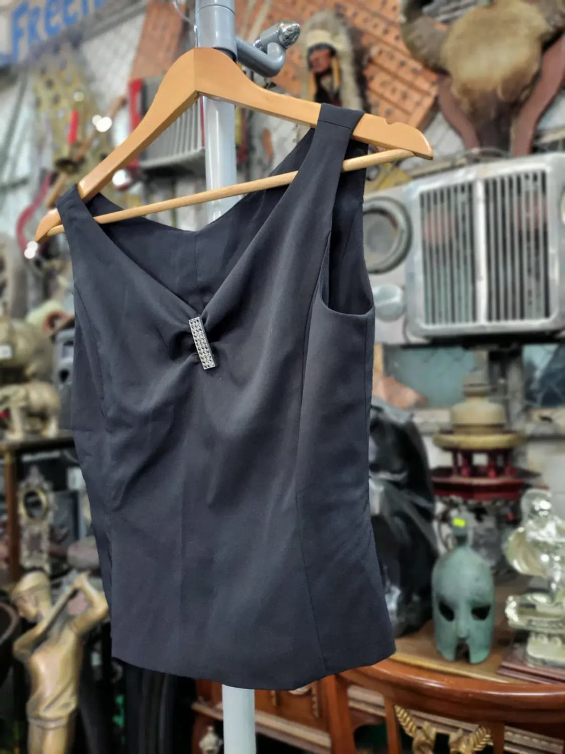 [베스티벨리] 블랙 민소매 블라우스 55 상품이미지3