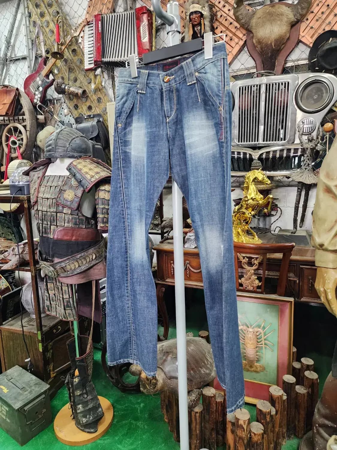 [Levis] 리바이스 엔지니어드진 여성 구제 부츠컷 청바지 w67/86 상품이미지3