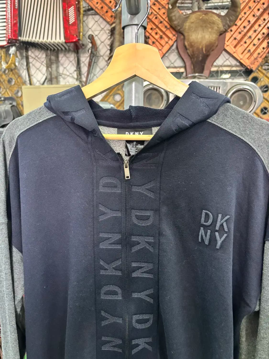 DKNY 투톤 배색 롱 후드 집업 상품이미지2