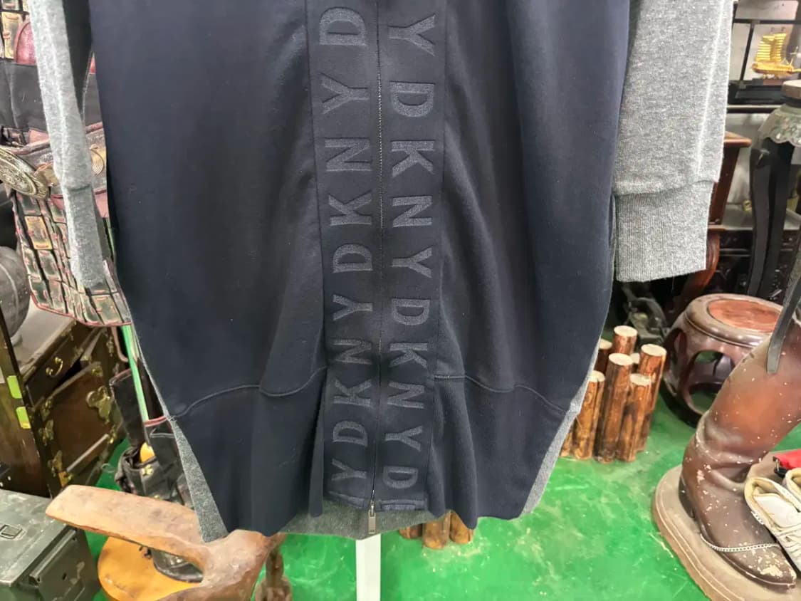 DKNY 투톤 배색 롱 후드 집업 상품이미지3