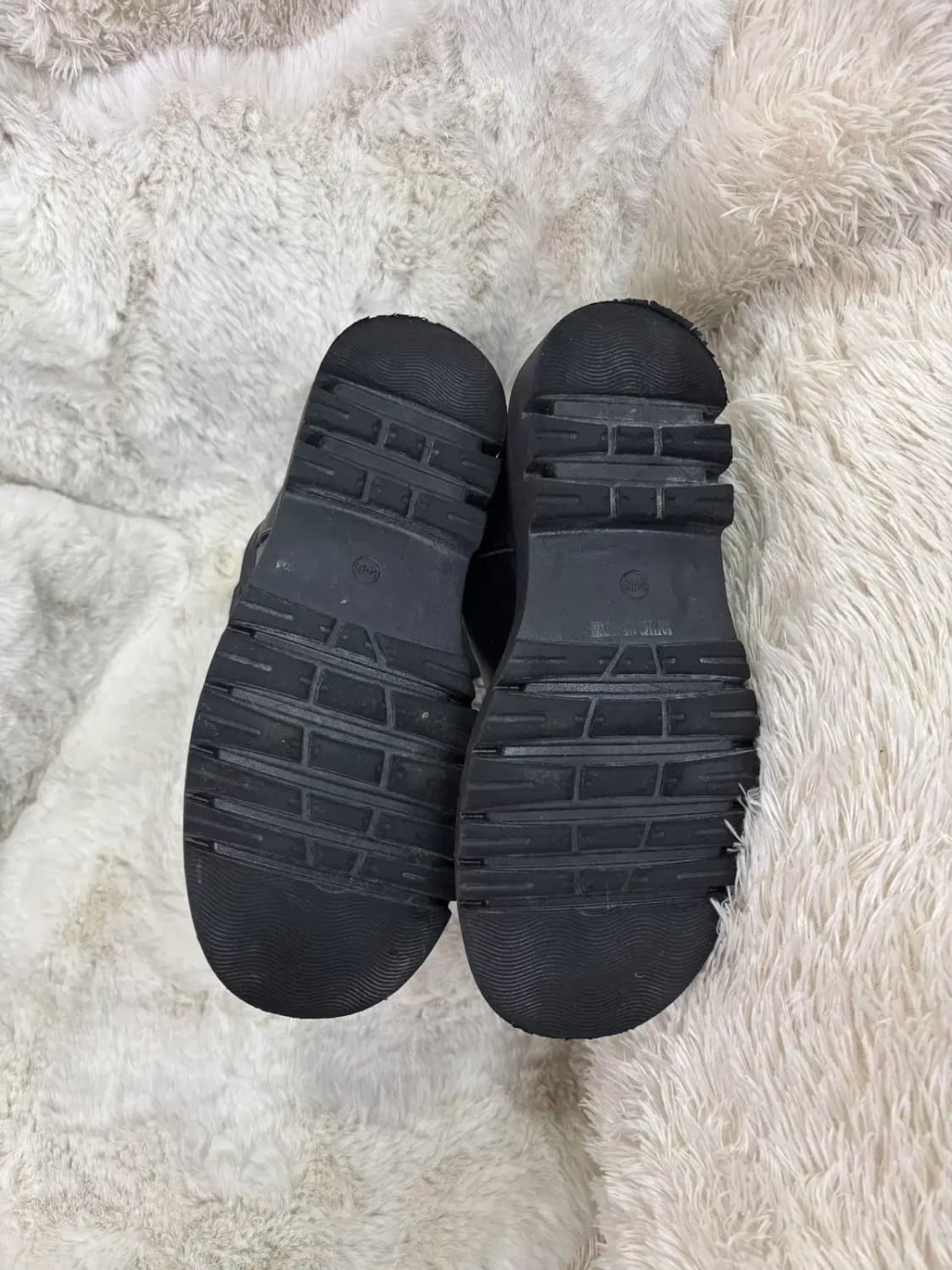 사이드 밴딩 첼시 부츠 상품이미지4