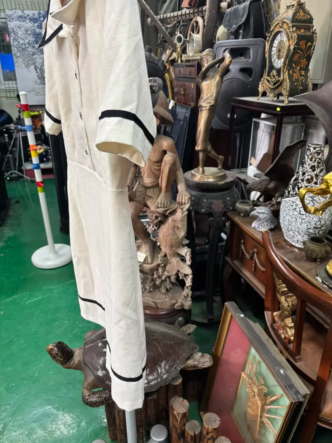 하트 단추 카라 반팔 드레스 일자핏  스트레이핏 미니 원피스 상품이미지3