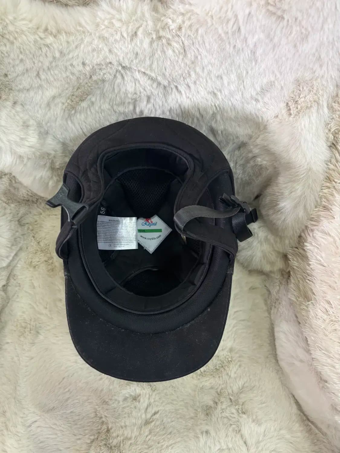 로이스타  벨벳 소재 승마 헬멧 상품이미지4