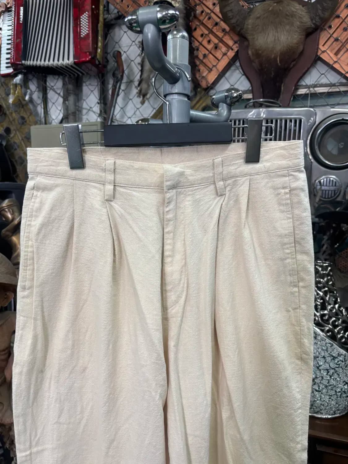 올오버 남성 베이지 핀턱 바지 슬랙스 상품이미지2