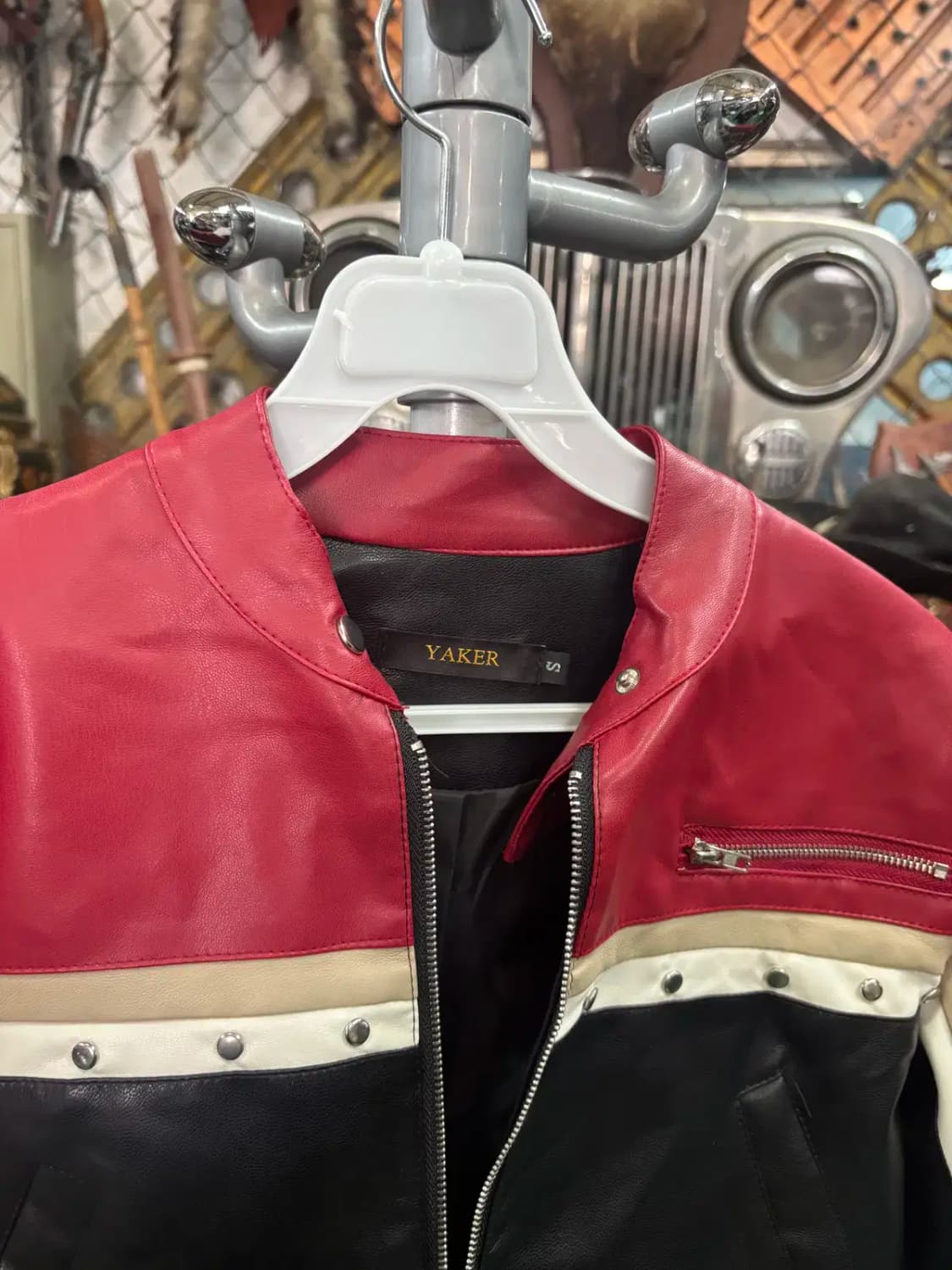 야커(YAKER) 인조 레더 크롭 자켓 상품이미지2