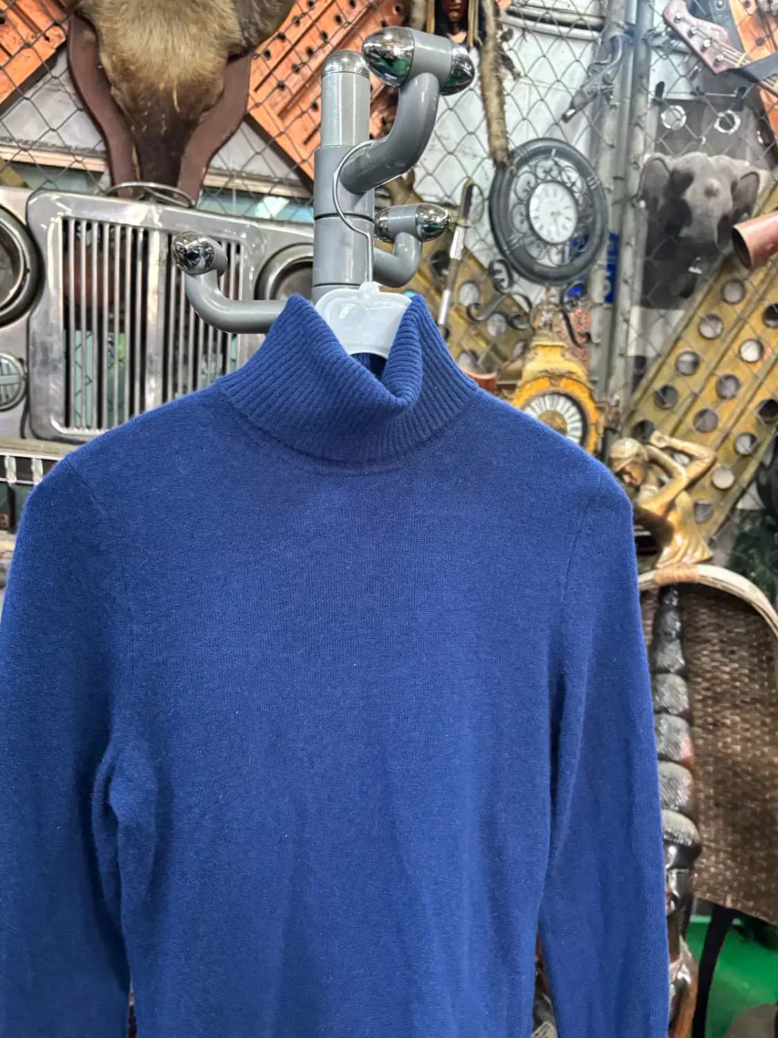 로드앤테일러 캐시미어 100% 목폴라 스웨터 상품이미지2