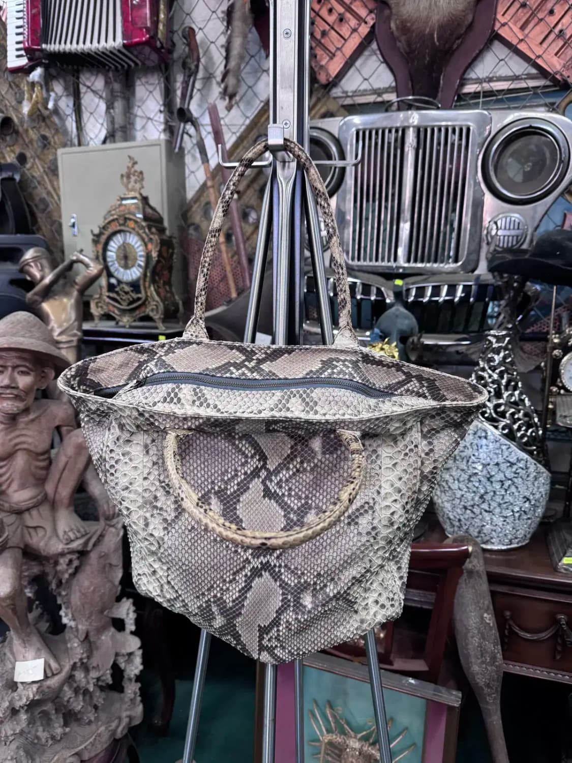 뱀피 무늬 여성 숄더백 상품이미지7