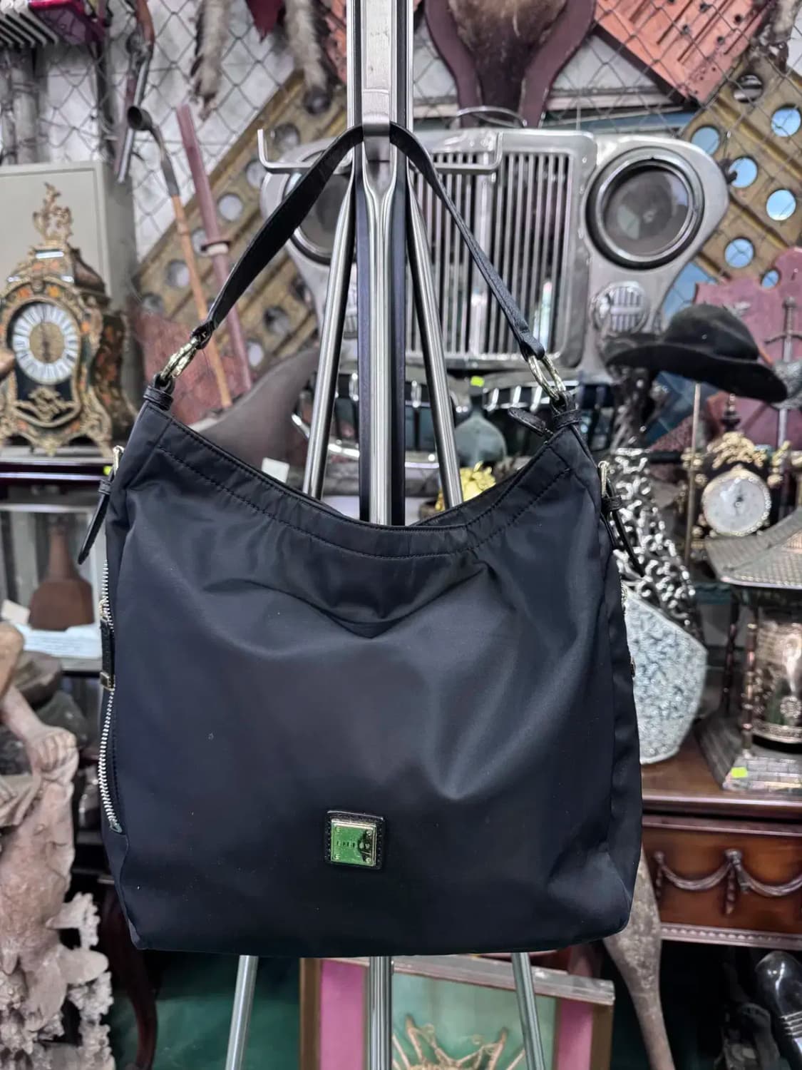 시슬리 블랙 자크 포인트 숄더백 상품이미지1