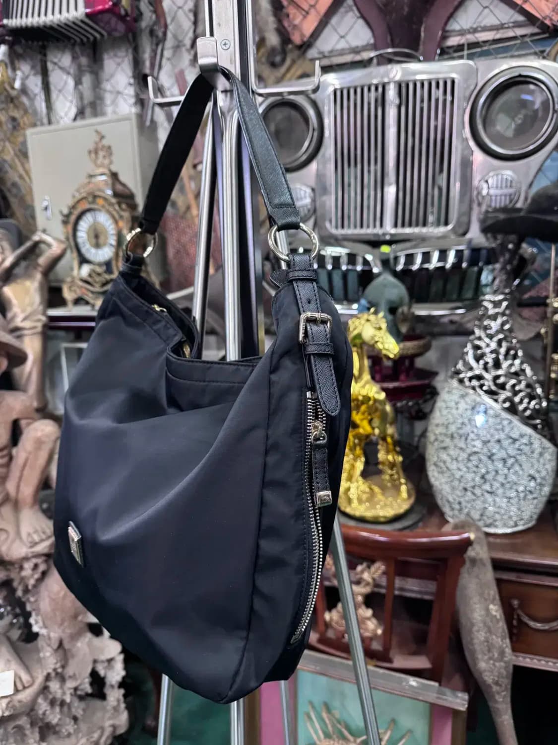 시슬리 블랙 자크 포인트 숄더백 상품이미지3