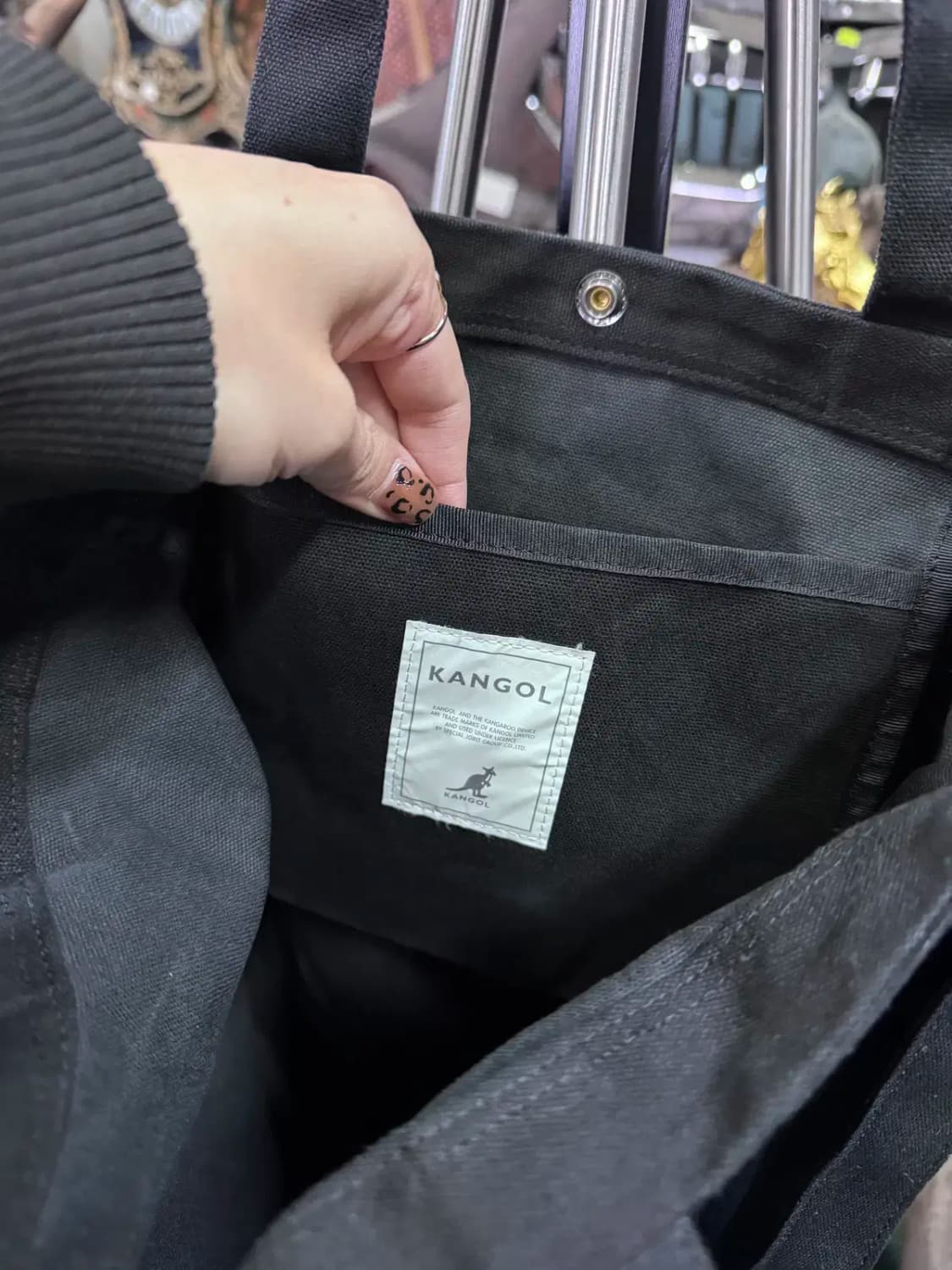 캉골 블랙 캔버스 크로스 토트백 상품이미지4