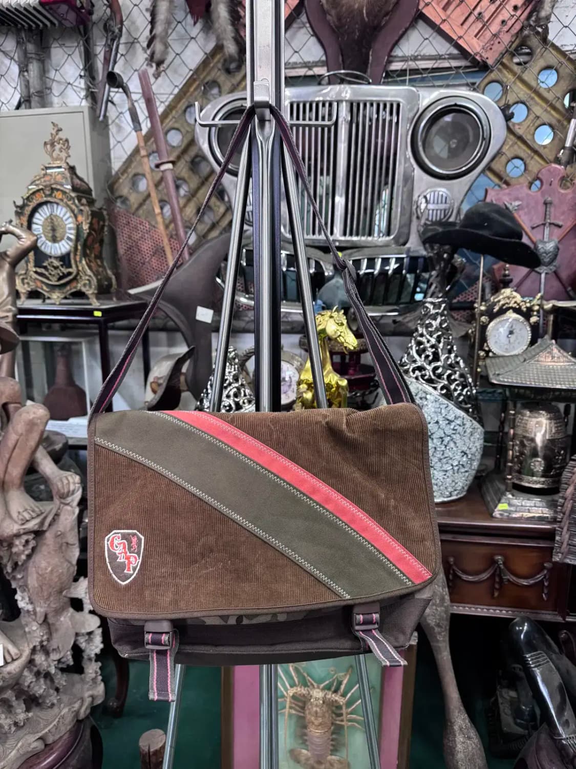 갭 GAP 브라운 코듀로이 메신져백 상품이미지1