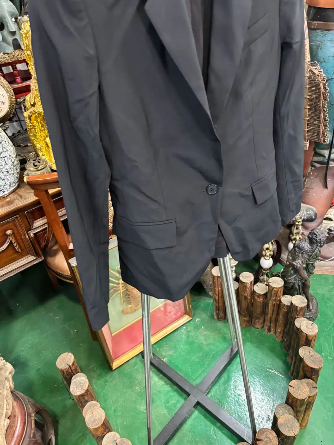 띠어리 블랙 원 버튼 자켓 상품이미지3