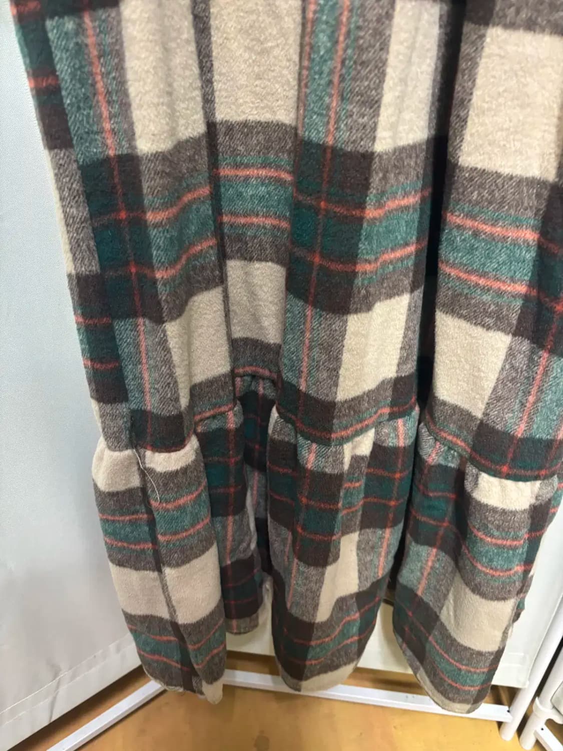 반폴라 레이어드 모직 롱 원피스 상품이미지3