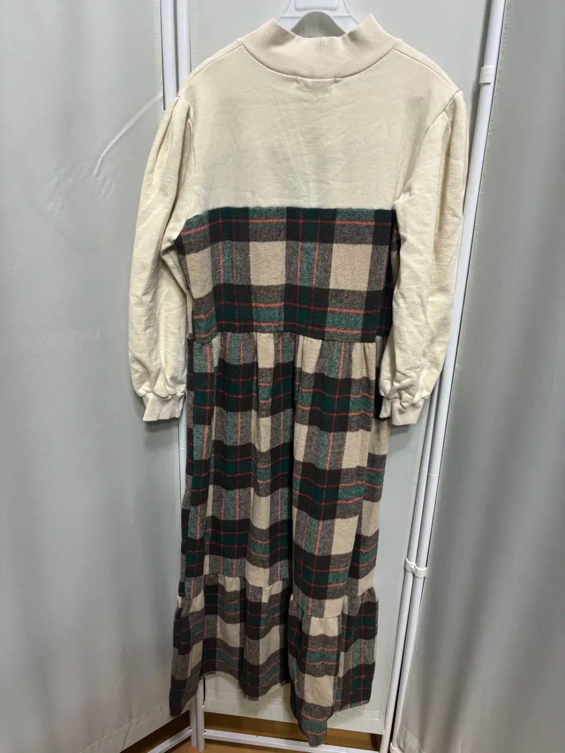 반폴라 레이어드 모직 롱 원피스 상품이미지4