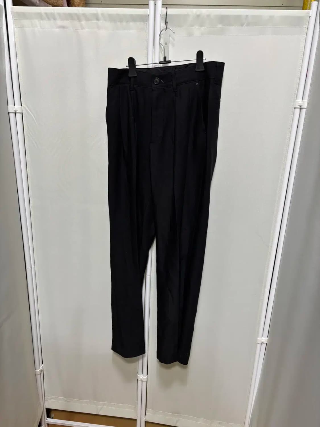 메종미네드 간절기 블랙 투턱 슬랙스 30 상품이미지1