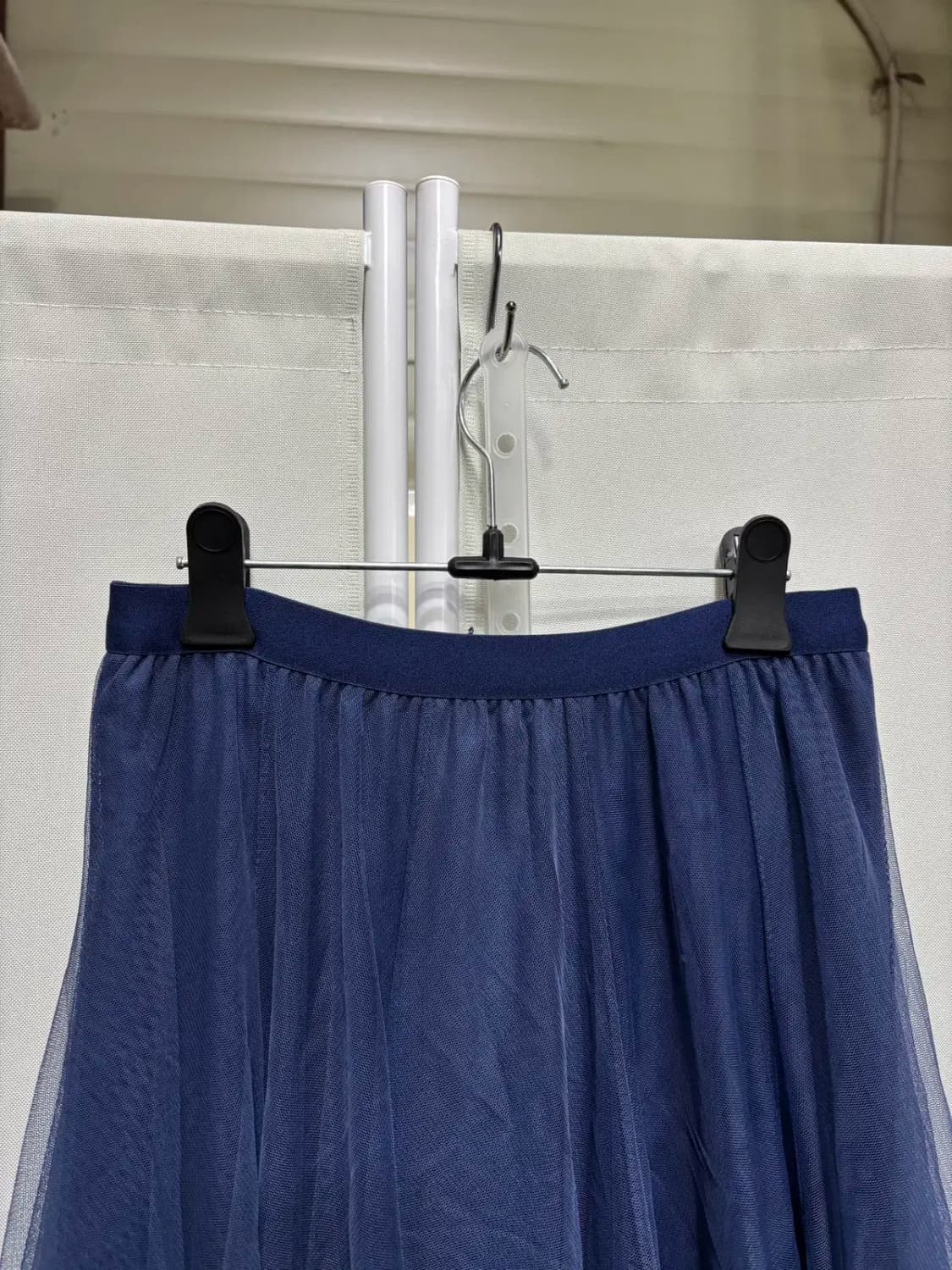 제이드 쇼룸 네이비 샤랄라 롱 스커트 FREE 상품이미지2