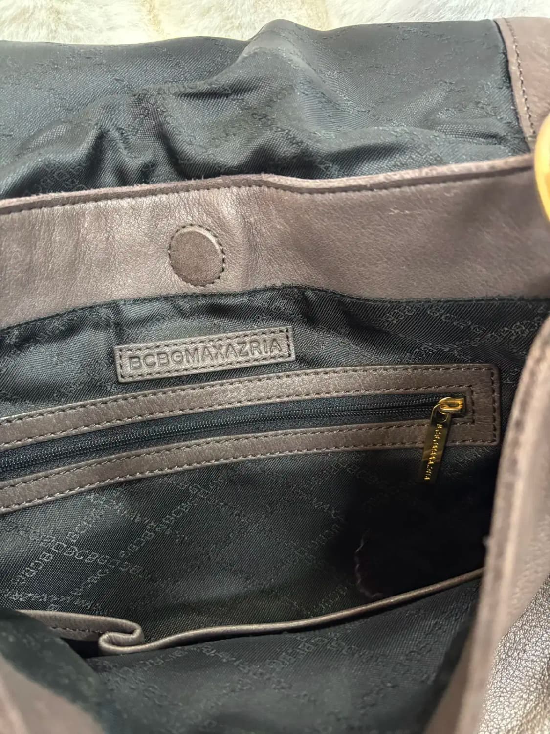 BCBG Max Azria의 호보 소프트 가죽 에소프레소 브라운 숄더백 상품이미지2