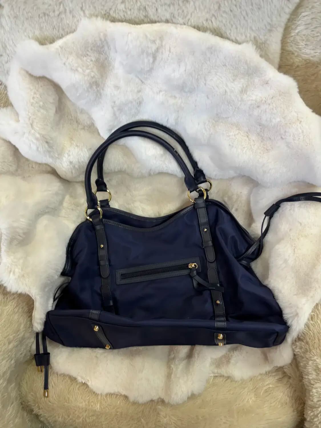 안나수이(Anna Sui) 네이비 숄더백 상품이미지3